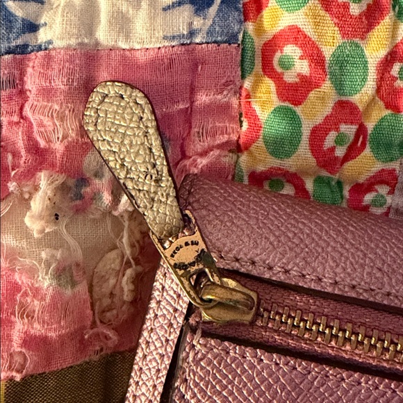 Coach Wyn Small Wallet - Picture 4 of 12